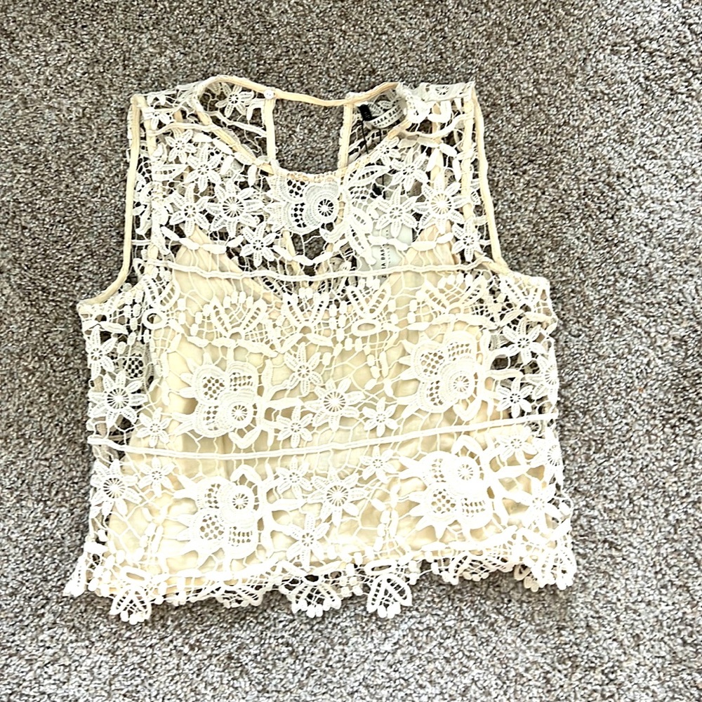 Zara Basic Floral Crop Top